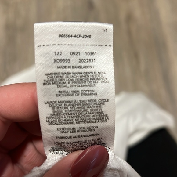 Columbia Graphic T-Shirt​​​​ - Picture 8 of 8